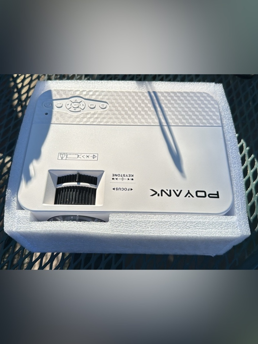 Fully functional Compact White AV Projector with screen and speakers